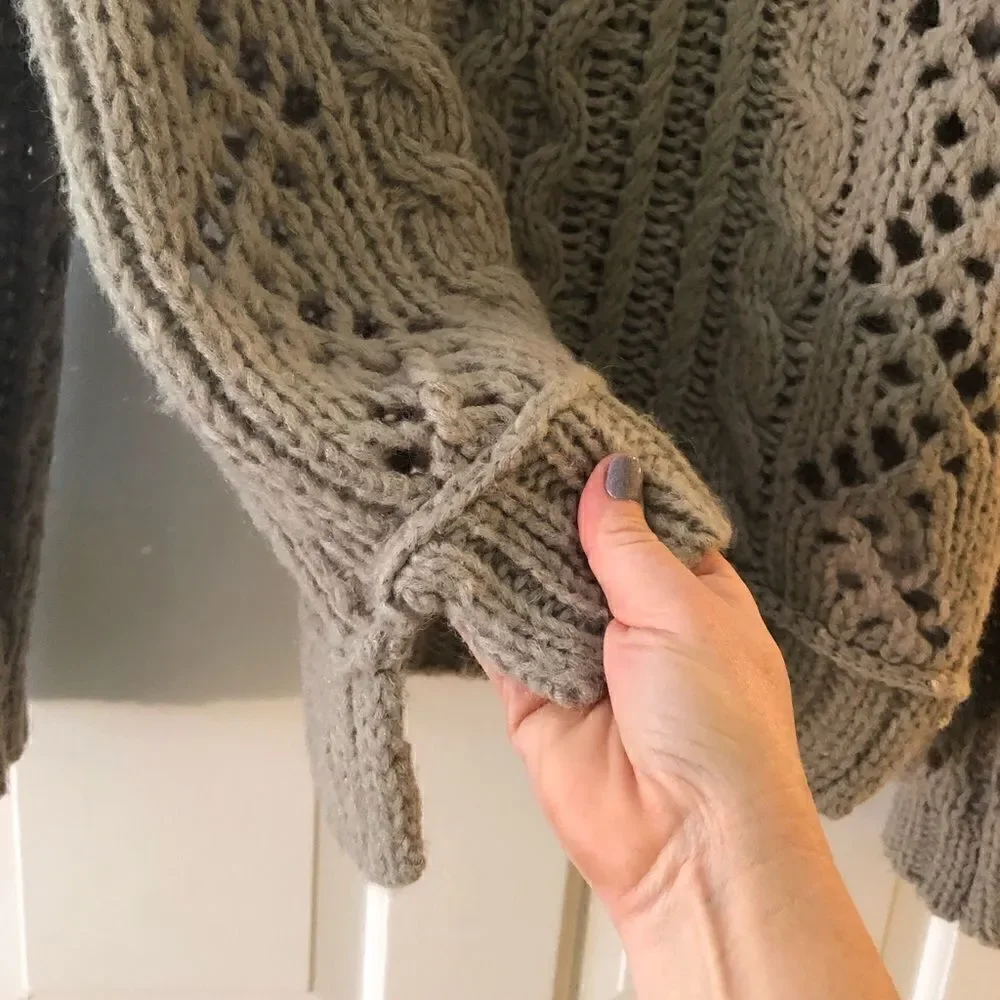 Free People Fluff Sweater *Oatmeal* Size Medium